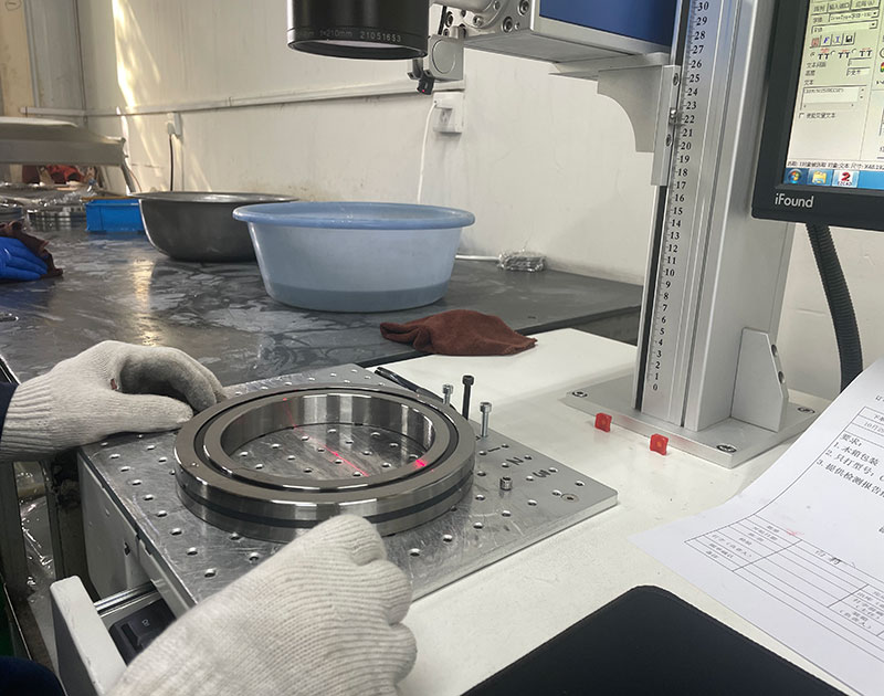 Precision dimension inspection for BBH12025 crossed roller bearing Precision dimension inspection for BBH12025 crossed roller bearing